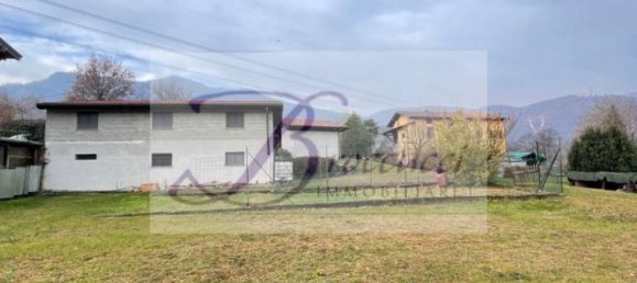 1 bedroom Apartment in Bisuschio, Italy No. 82746 24