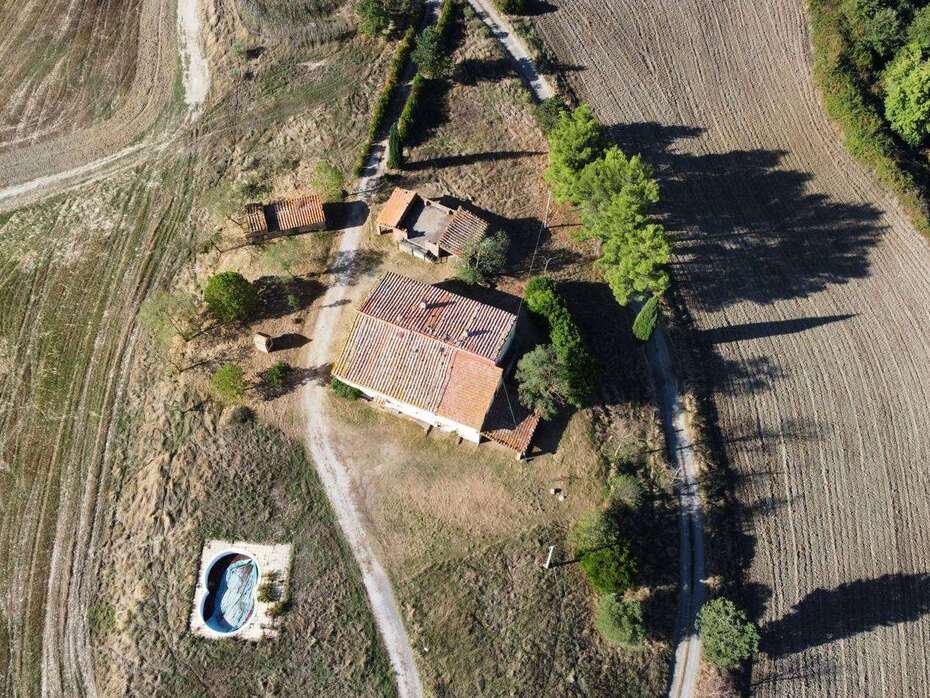 6 غرف نوم منزل في Volterra, Italy رقم 89484