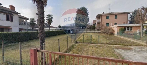 Terrain à Cogliate, Italy 850m² No. 266445 5