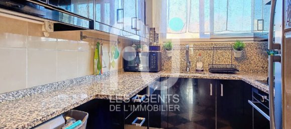 3 Schlafzimmer Wohnung in Asnieres-sur-Seine, France, Nr. 126762 2