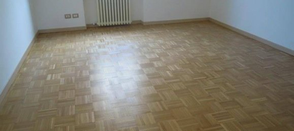 2 bedrooms Apartment in Piacenza, Italy No. 348317 3
