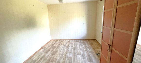 7 rooms House in Hof, Germany No. 171490 4