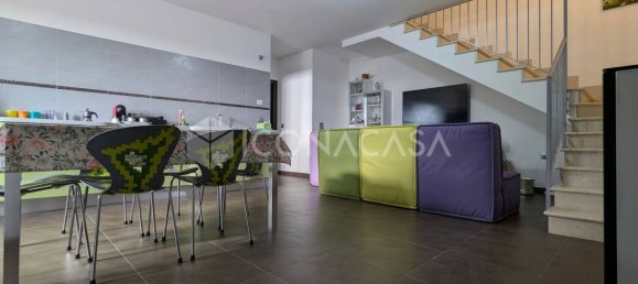 5-salle Maison à Monteodorisio, Italy No. 22253 2