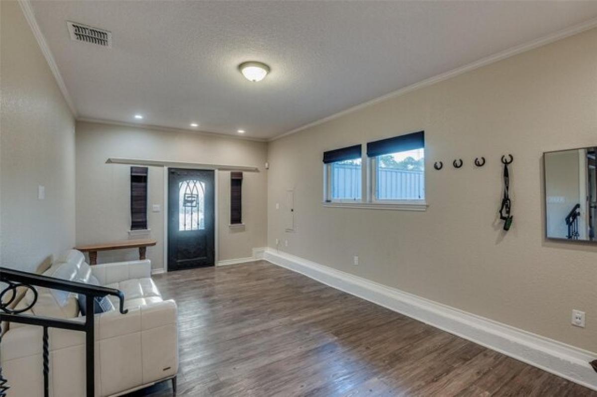 4 bedrooms House in Rhome, USA No. 377344