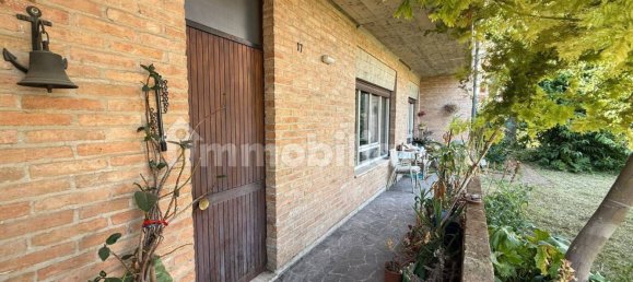 4 bedrooms Villa in Montecchio Maggiore, Italy No. 265245 2