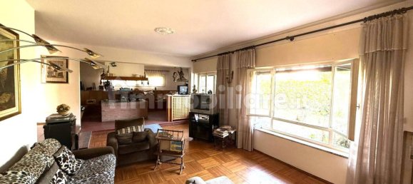 4 bedrooms Villa in Montecchio Maggiore, Italy No. 265245 8