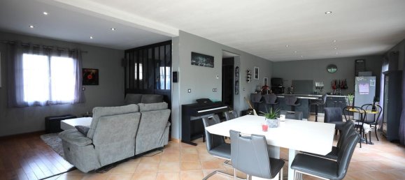 Дом с 3 спальнями в Манш, Франция № 357335 2