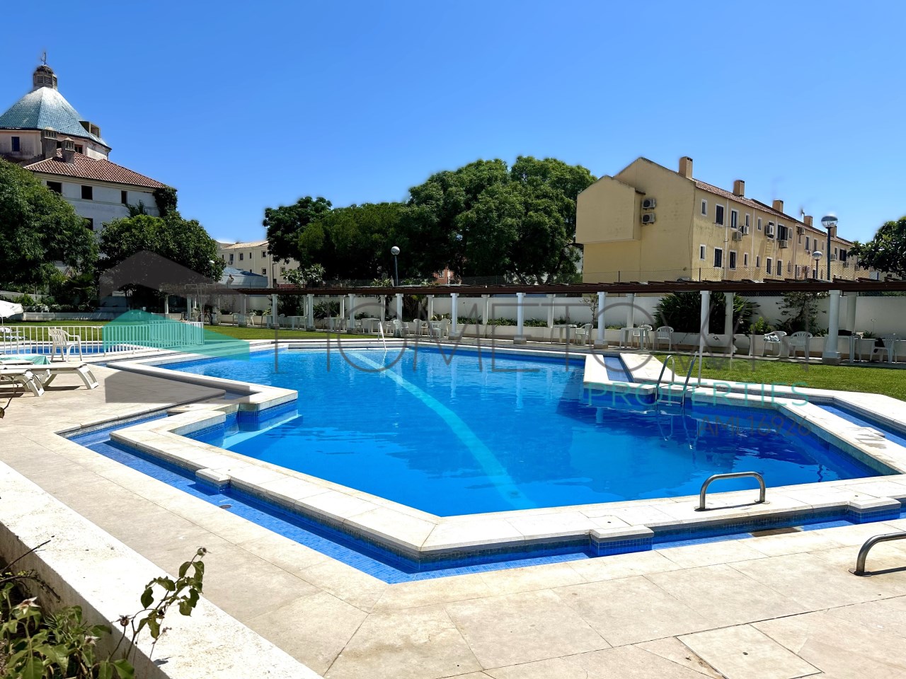 Квартира с 1 спальней в Картейра, Португалия № 218319