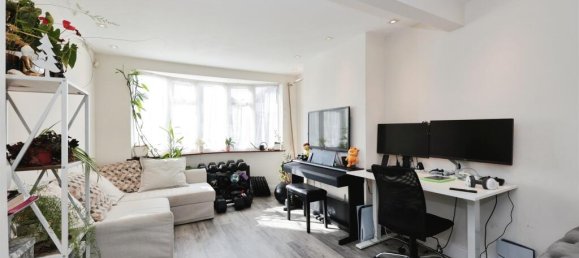 3 Schlafzimmer Haus in Watford, United Kingdom, Nr. 6782 5