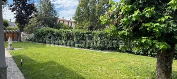 3 bedrooms Villa in Gossolengo, Italy No. 275467 16