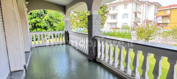 3 bedrooms Villa in Gossolengo, Italy No. 275467 12