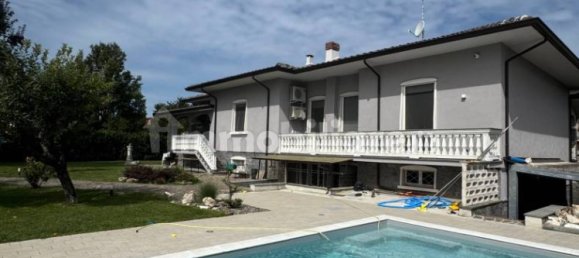 3 bedrooms Villa in Gossolengo, Italy No. 275467 21