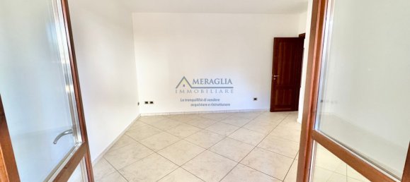 4 rooms Apartment in Trentola Ducenta, Italy No. 94628 27