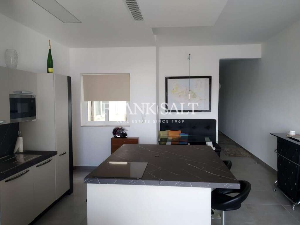 Apartamento T2 em Gzira, Malta N.º 4465