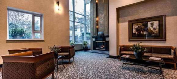 3 bedrooms House in British Columbia, Canada No. 198 4