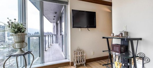 3 bedrooms House in British Columbia, Canada No. 198 10