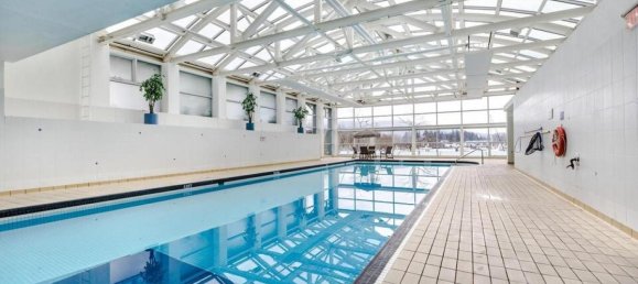 3 bedrooms House in British Columbia, Canada No. 198 5