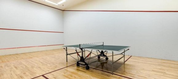 3 bedrooms House in British Columbia, Canada No. 198 3