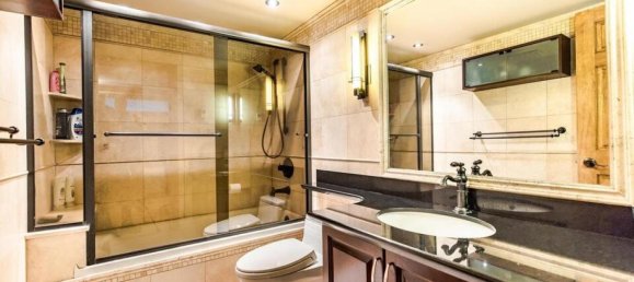 3 bedrooms House in British Columbia, Canada No. 198 12