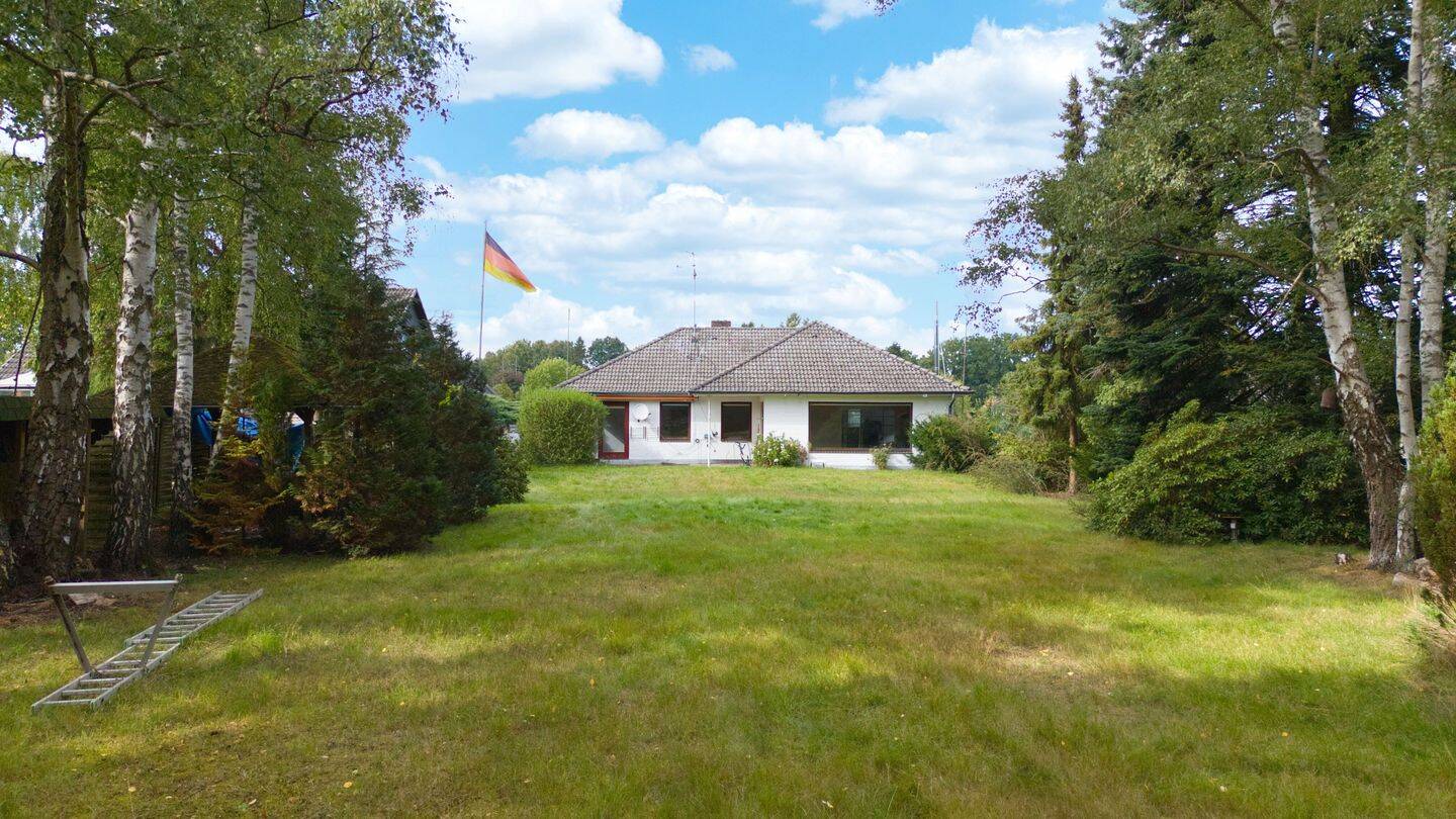 Bungalow de 2 dormitorios en Harburg, Germany No. 368132