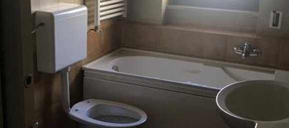 Квартира с 4 комнатами в Лечче, Италия № 260440 3