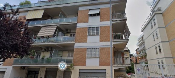 Коммерческая недвижимость 46м² в Рим, Италия № 376403 3