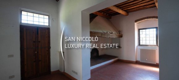 13 bedrooms House in Florence, Italy No. 207102 8