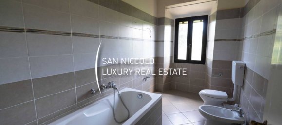 13 bedrooms House in Florence, Italy No. 207102 10