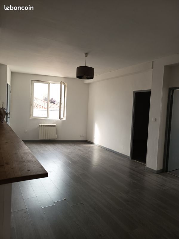 2 bedrooms Apartment in Bergerac, France No. 286055