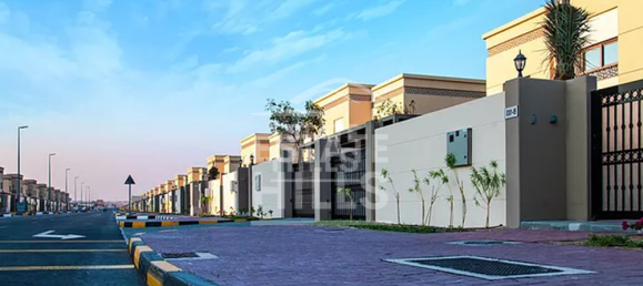 3 bedrooms Villa in Sharjah, UAE No. 5456 7