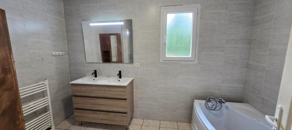 4 Schlafzimmer Haus in Vienne, France, Nr. 343820 12