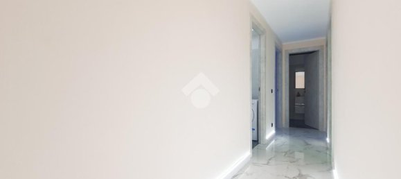 3 bedrooms Apartment in Rome, Italy No. 291886 8