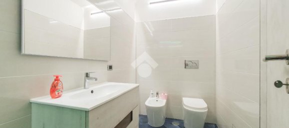 3 bedrooms Apartment in Rome, Italy No. 291886 12