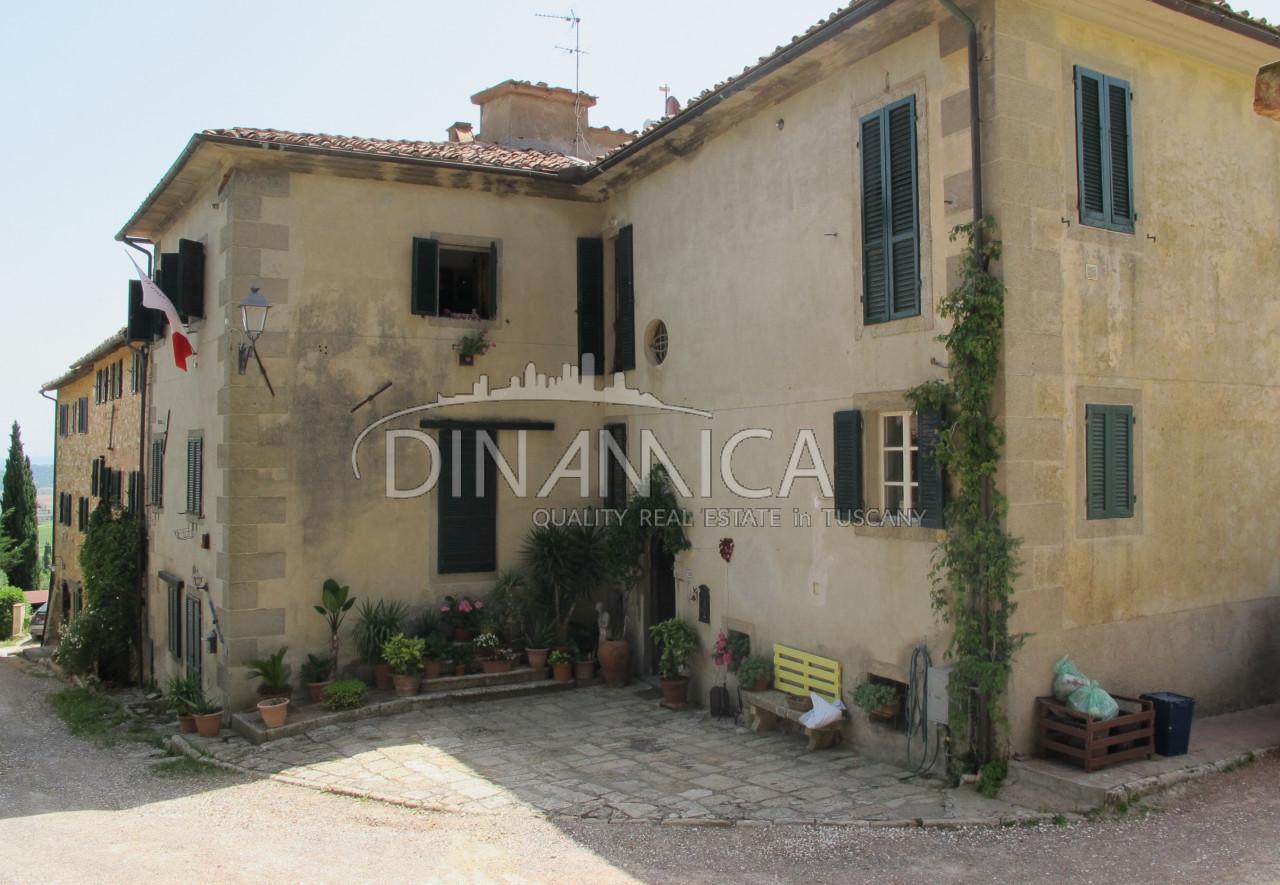 Квартира с 5 комнатами в Кашана Терме Лари, Италия № 231715