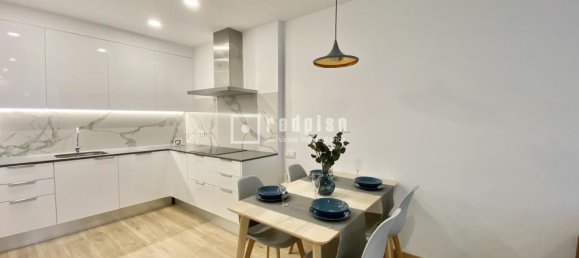 2 bedrooms Apartment in Sants-Montjuic, Spain No. 81427 9