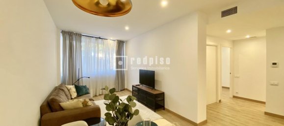 2 bedrooms Apartment in Sants-Montjuic, Spain No. 81427 2