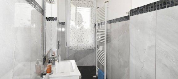 4-salle Appartement à Legnano, Italy No. 32830 15