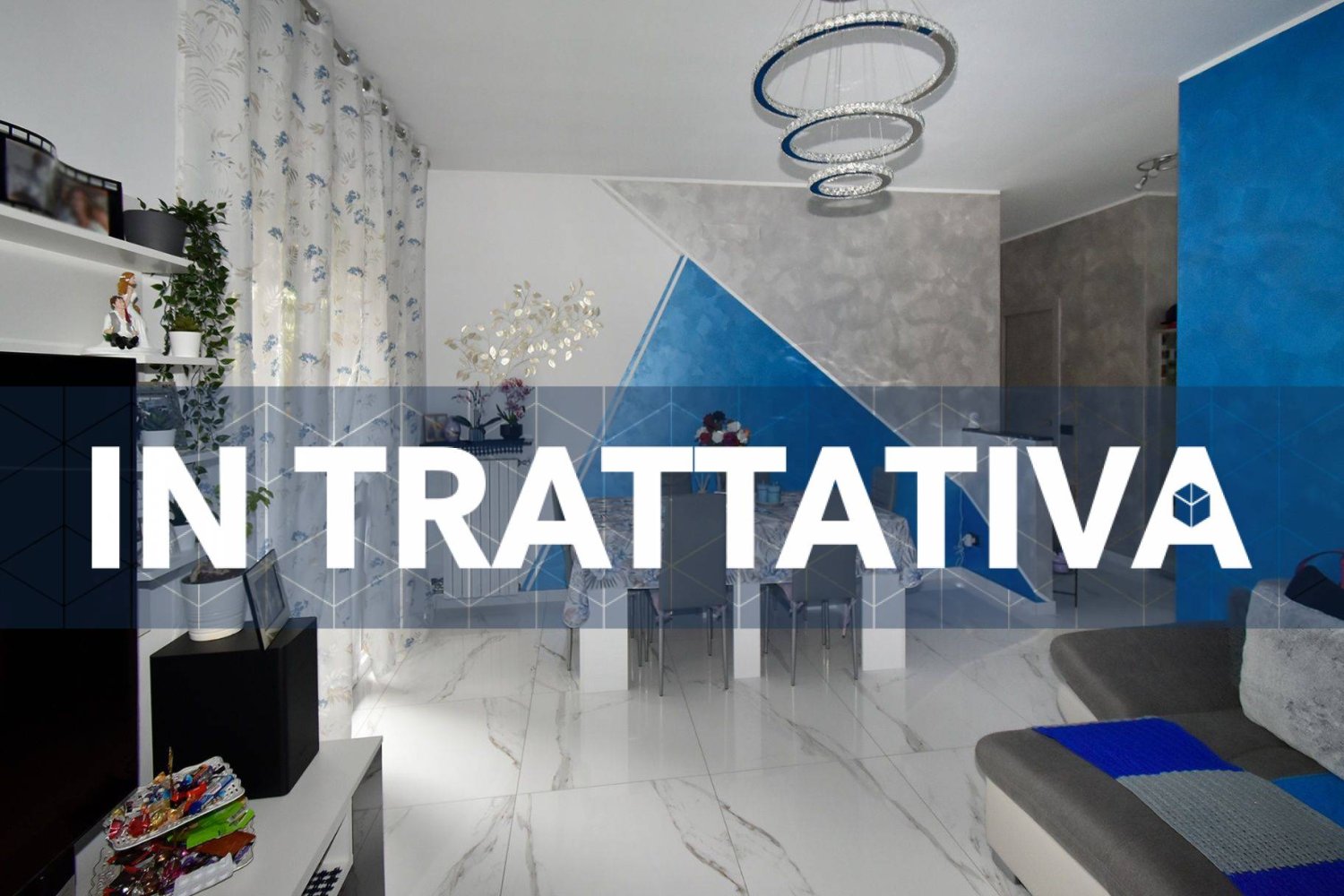 4-salle Appartement à Legnano, Italy No. 32830