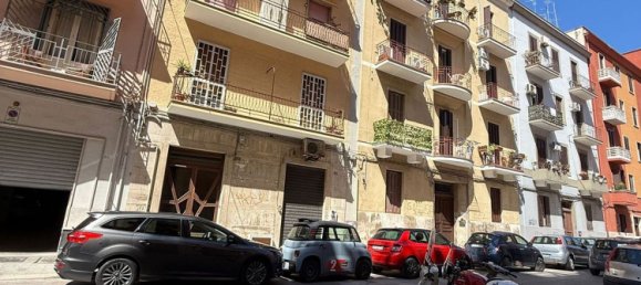 Penthouse T4 em Bari, Italy N.º 376008 6