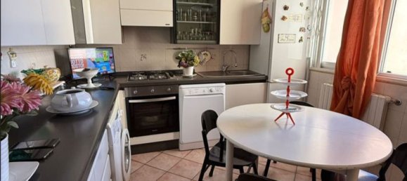 Penthouse T4 em Bari, Italy N.º 376008 17