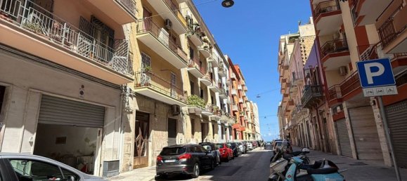 Penthouse T4 em Bari, Italy N.º 376008 7