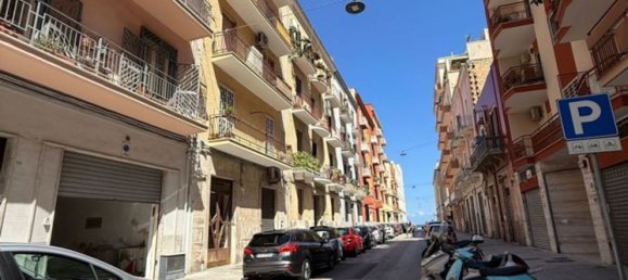 Penthouse T4 em Bari, Italy N.º 376008 19