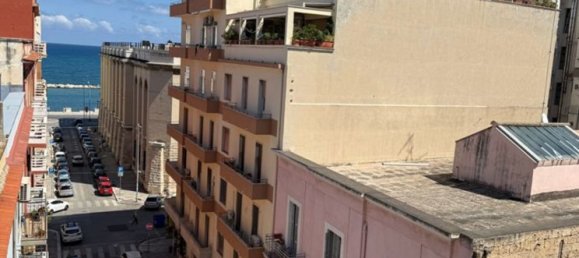 Penthouse T4 em Bari, Italy N.º 376008 22