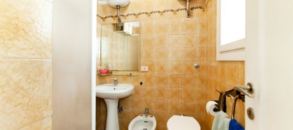 5 rooms Apartment in Rome, Italy No. 218454 24