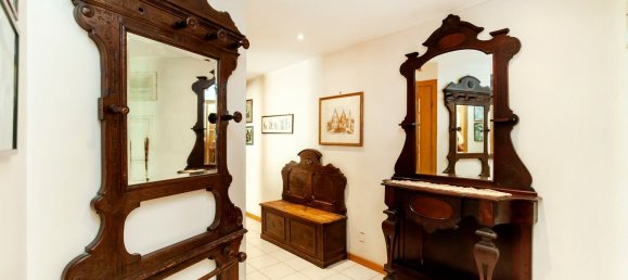 5 rooms Apartment in Rome, Italy No. 218454 2