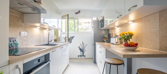 2 bedrooms Apartment in Marseille, France No. 348826 8