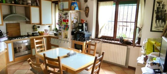 3-salle Appartement à Verona, Italy No. 227276 11