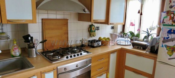 3-salle Appartement à Verona, Italy No. 227276 7