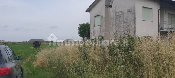 3 bedrooms Villa in Cervia, Italy No. 155278 9
