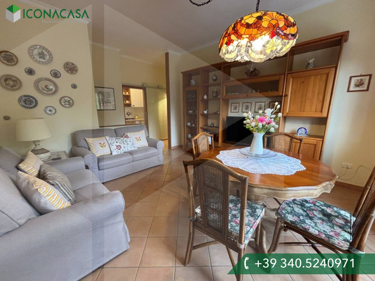 Apartamento de 4 habitaciónes en Altamura, Italy No. 19690